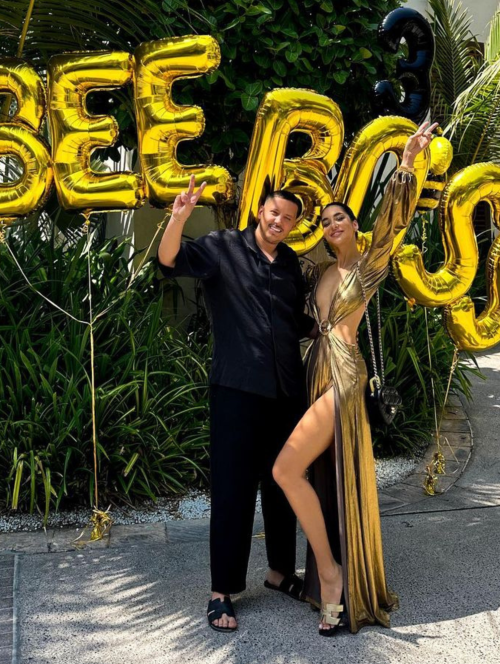 followers following (4)